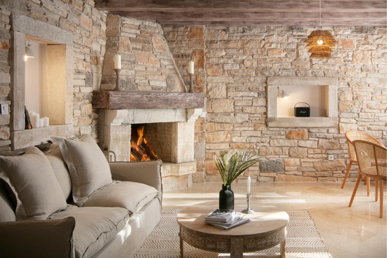 Residence Pietre D'Istria - With Private Service Burići Exteriör bild